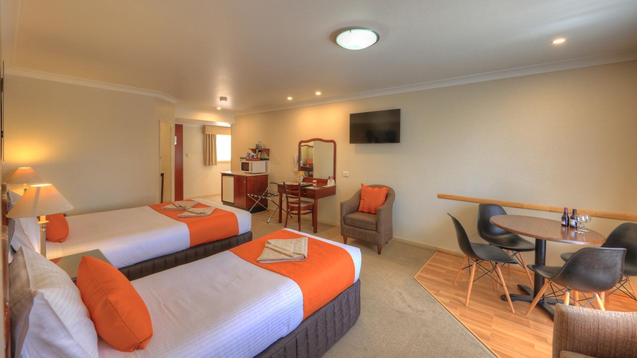 Endeavour Court Motor Inn Dubbo Dış mekan fotoğraf