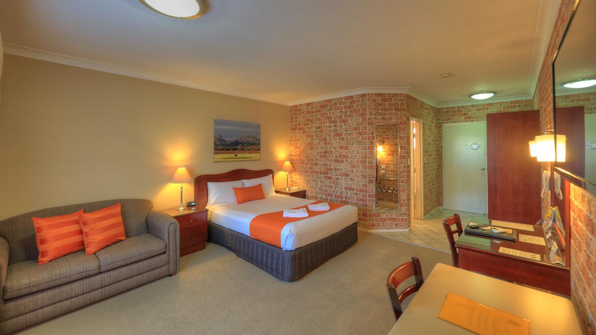 Endeavour Court Motor Inn Dubbo Dış mekan fotoğraf